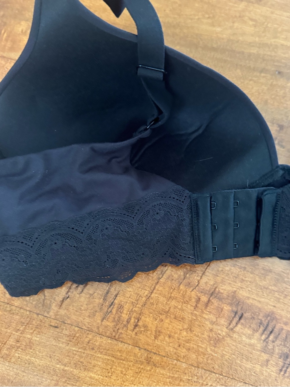 Warner's Black Lace-Band Wireless Comfort Bra - Picture 9 of 9